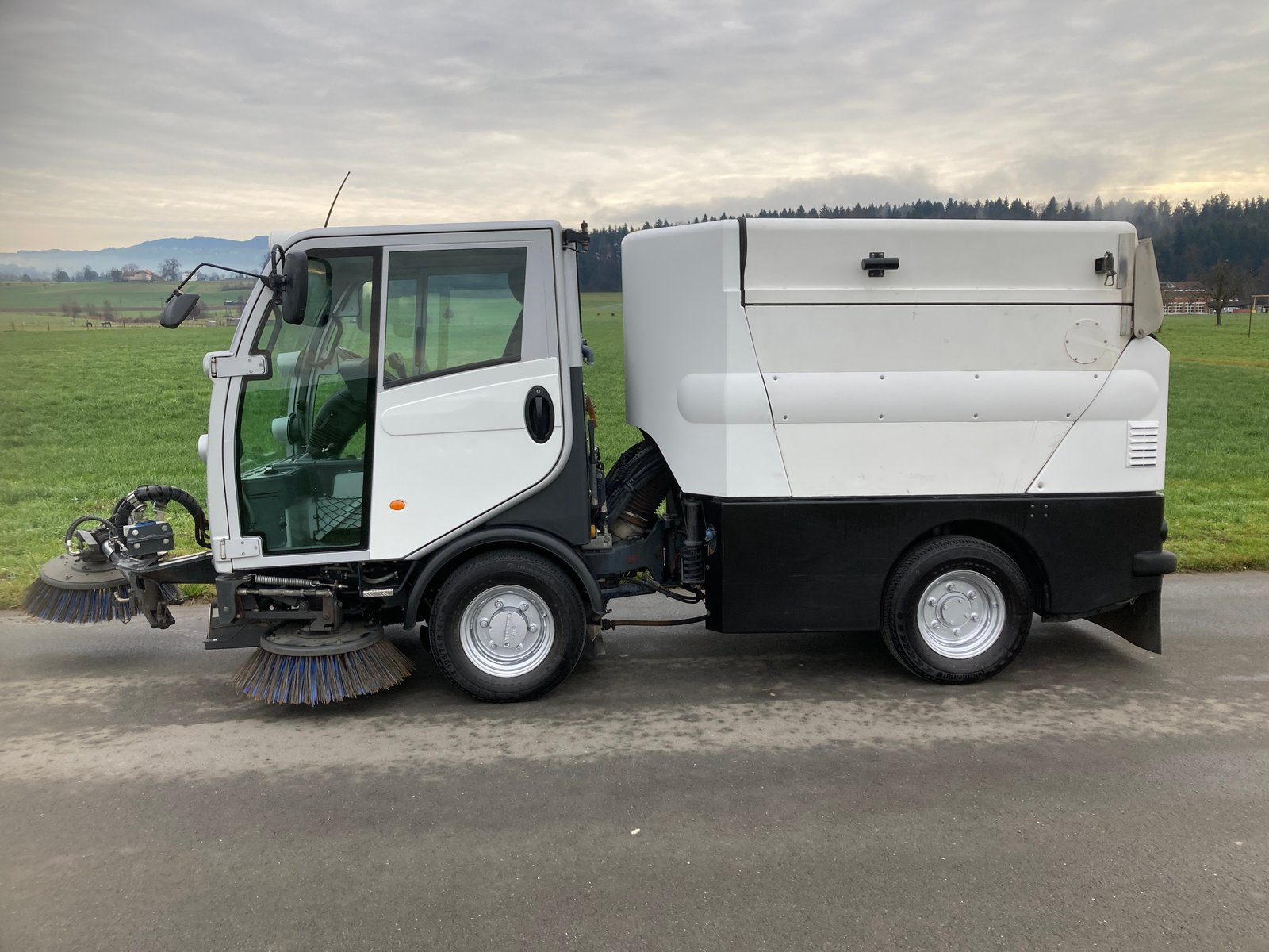 BUCHER CityCat 2020 EU6 Strassenreinigung, Diesel, Occasion / Gebraucht, Automatik - 6