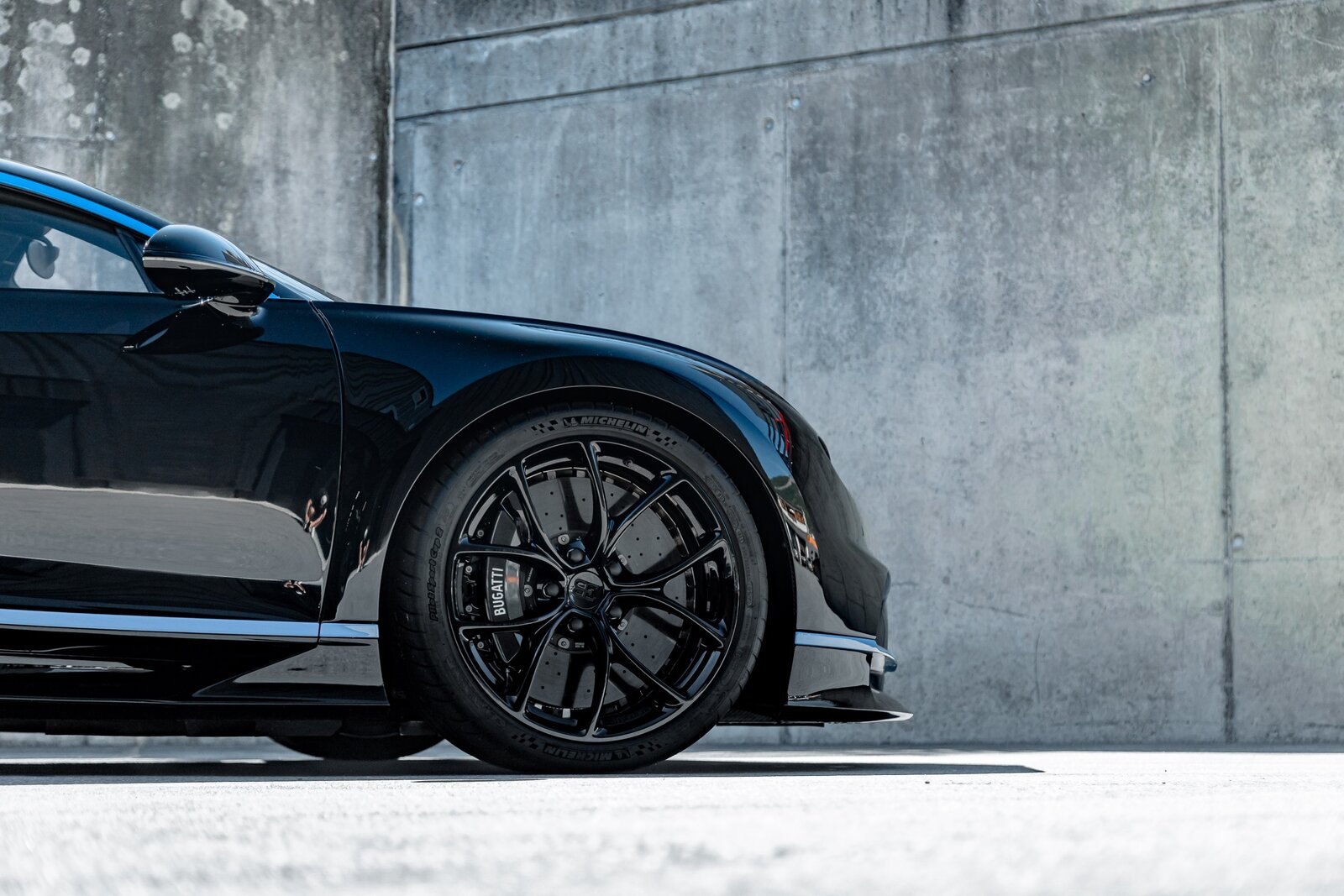 BUGATTI CHIRON, Benzin, Occasion / Gebraucht, Automatik - 3