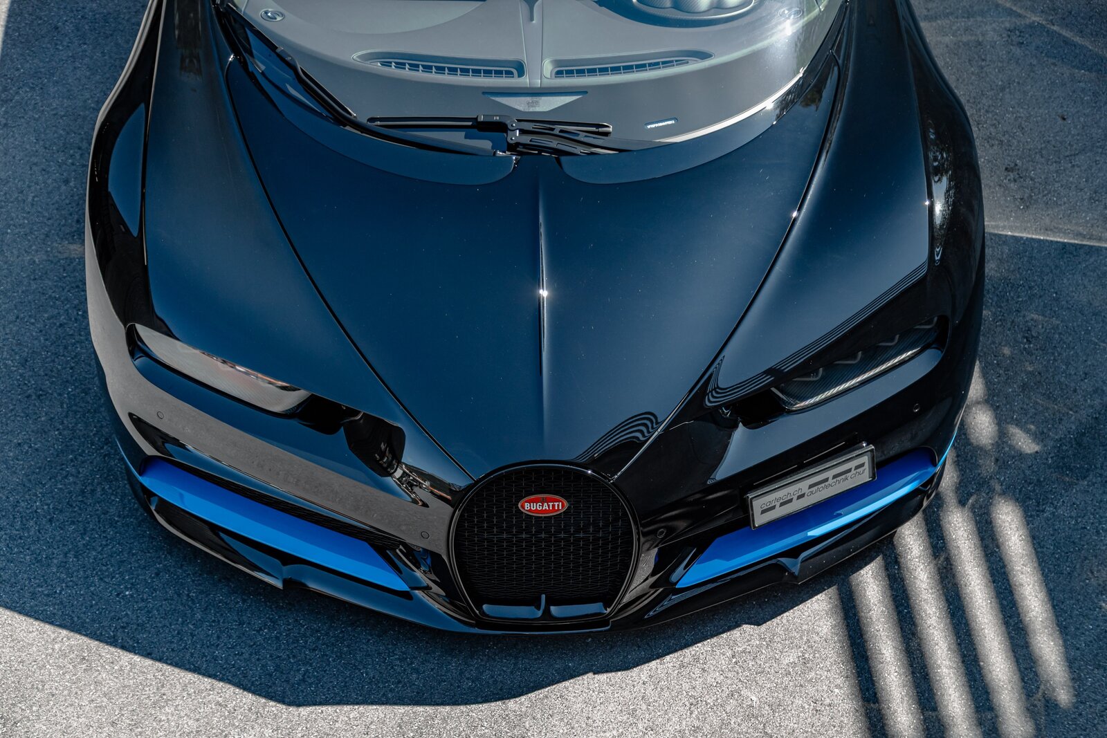 BUGATTI CHIRON, Benzin, Occasion / Gebraucht, Automatik - 6