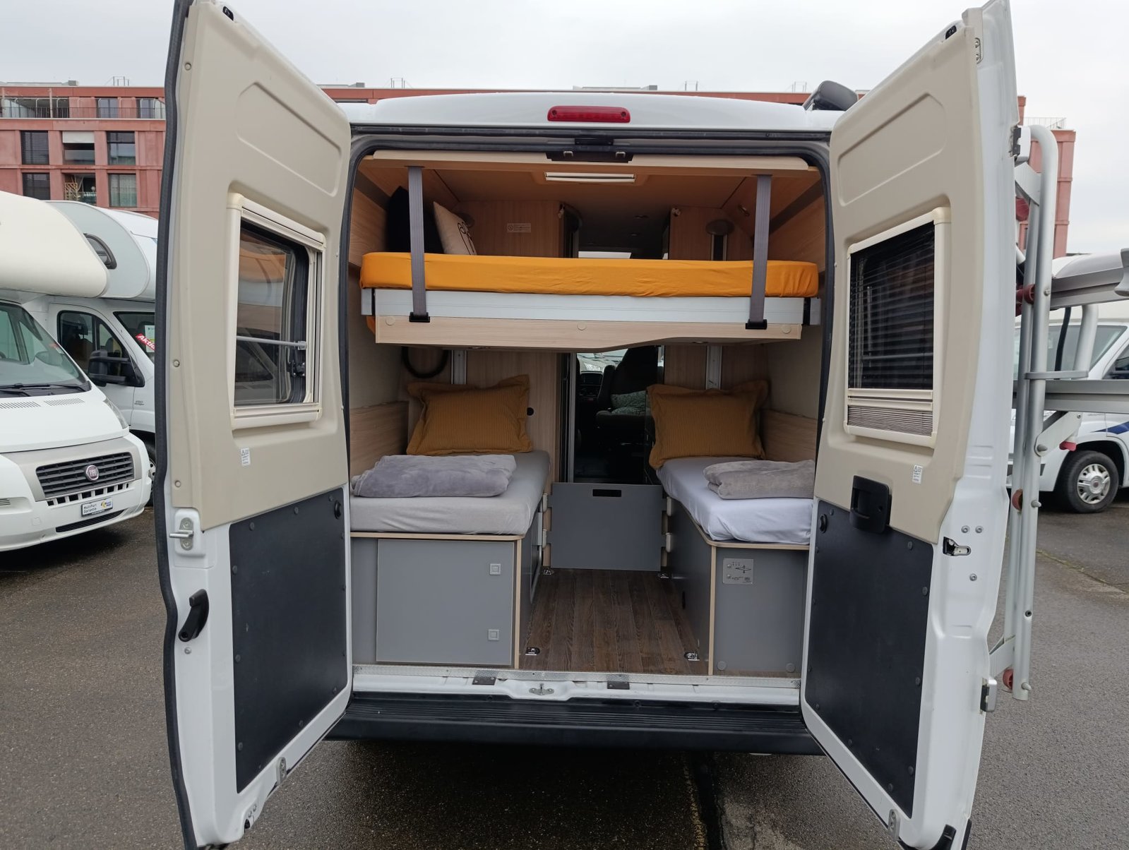 BÜRSTNER C 601 City Car *elektr. höhenverstellbare Hubbett, Diesel, Occasion / Gebraucht, Handschaltung - 5