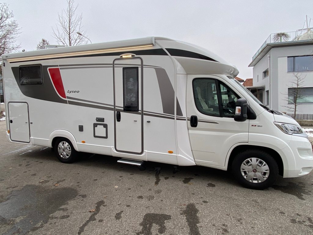 BÜRSTNER Lyseo TD 728 G