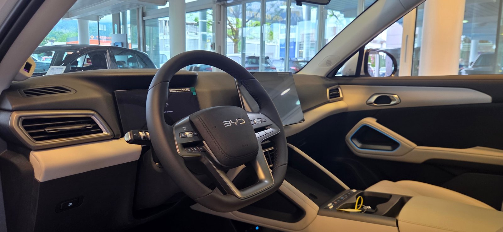 BYD Atto 2 DM-i Boost, Plug-in-Hybrid Petrol/Electric, New car, Automatic - 4