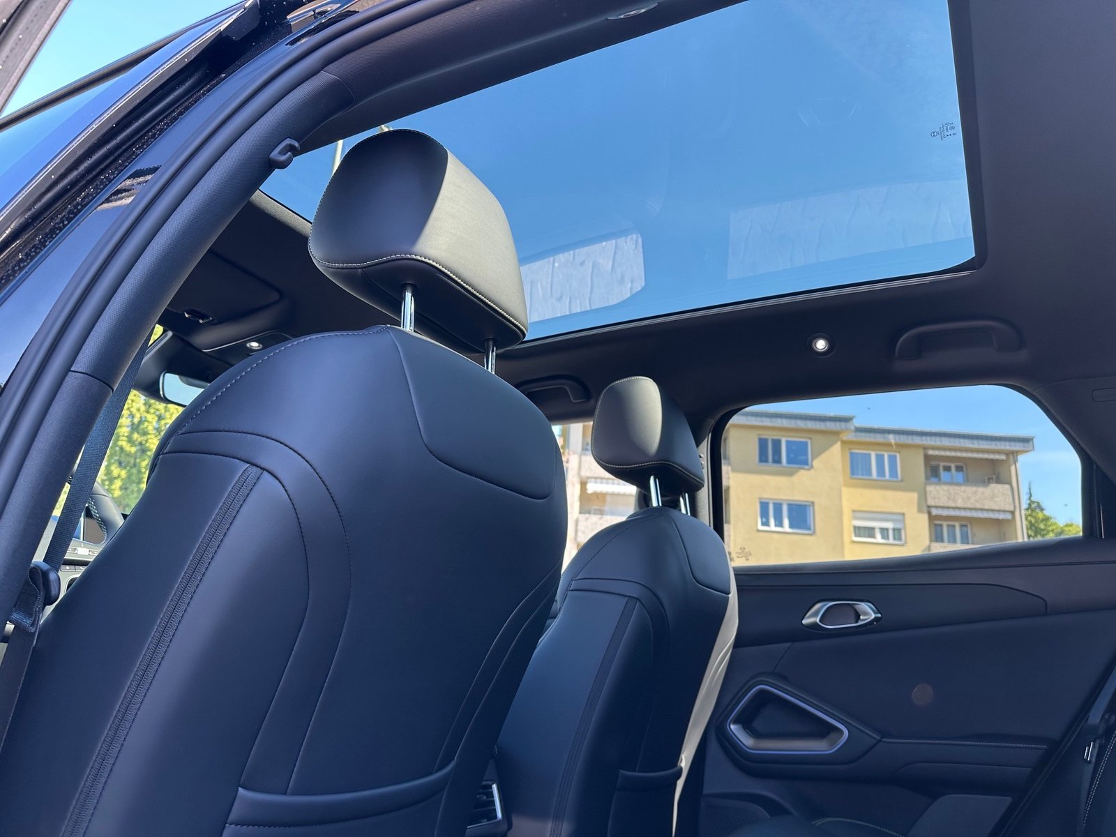 BYD Atto 2 DM-i Boost 1000km Range, Plug-in-Hybrid Benzin/Elektro, Neuwagen, Automatik - 6