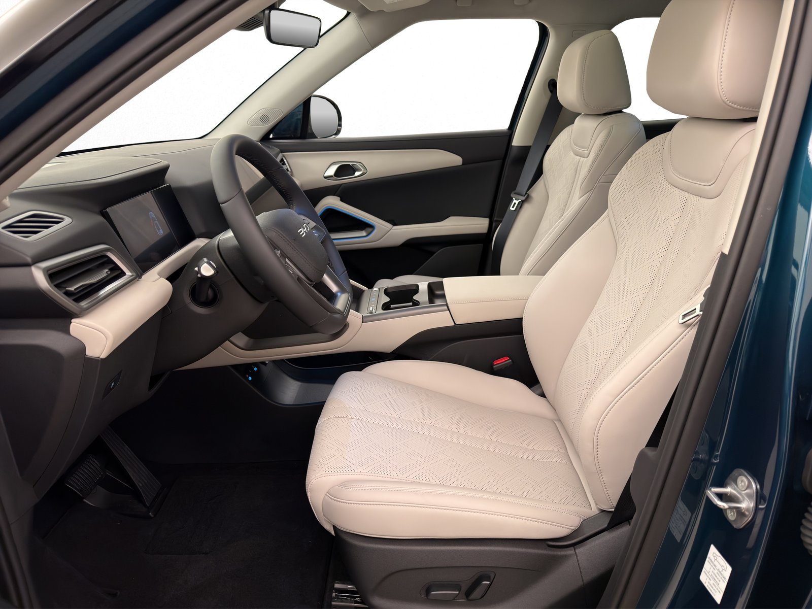 BYD Atto 2 DM-i Boost, Plug-in-Hybrid Benzina/Elettrica, Auto nuove, Automatico - 7