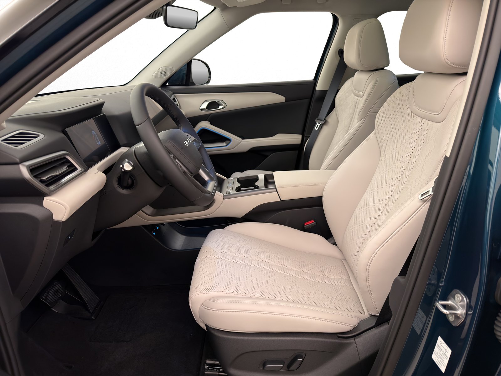 BYD Atto 2 DM-i Boost, Plug-in-Hybrid Benzina/Elettrica, Auto nuove, Automatico - 7