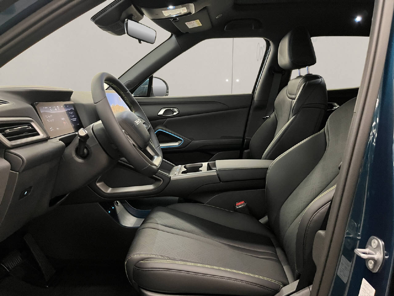 BYD Atto 2 DM-i Boost, Plug-in-Hybrid Benzin/Elektro, Neuwagen, Automatik - 7