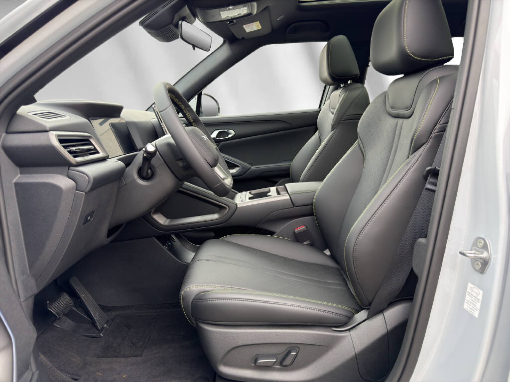 BYD Atto 2 DM-i Boost, Plug-in-Hybrid Petrol/Electric, Ex-demonstrator, Automatic - 4
