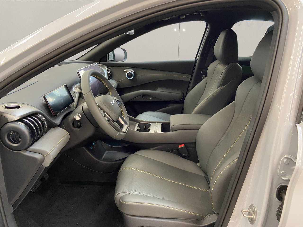 BYD Atto 3 EVO Excellence AWD, Électrique, Voiture nouvelle, Automatique - 5