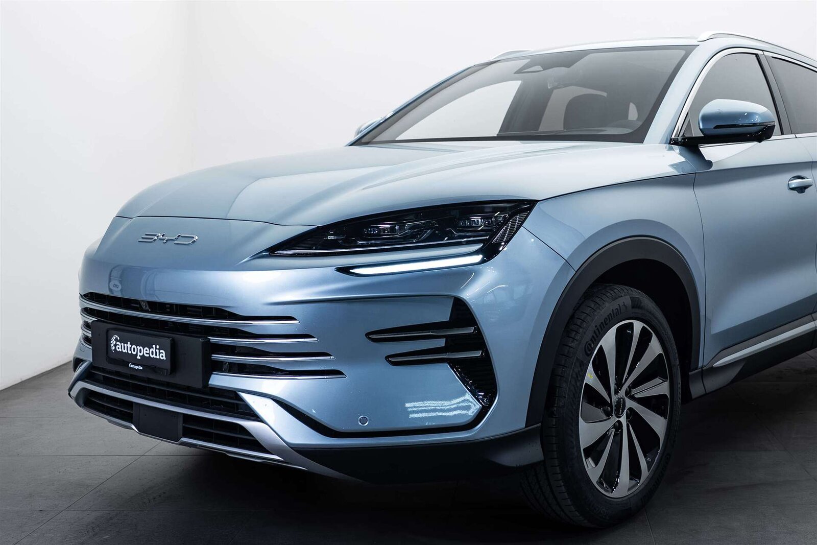 BYD BYD Seal U DM-i PHEV Design AWD 324PS Automat, Plug-in-Hybrid Petrol/Electric, New car, Automatic - 2