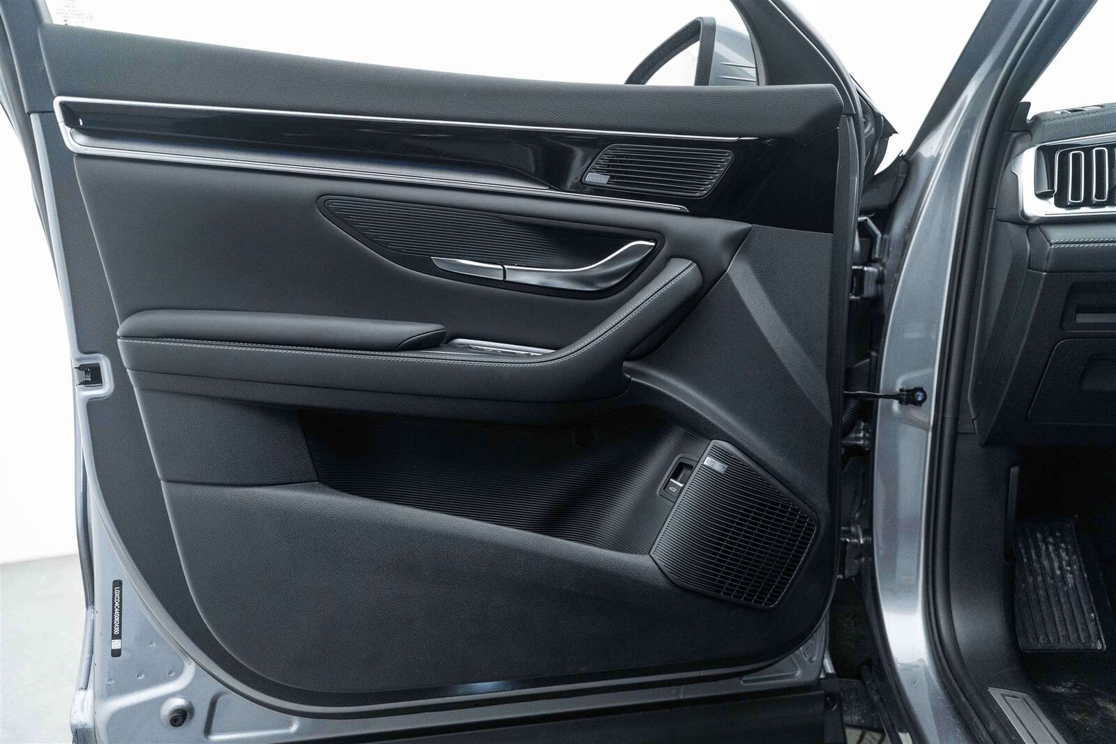 BYD BYD Seal U DM-i PHEV Design AWD 324PS Automat, Plug-in-Hybrid Petrol/Electric, New car, Automatic - 7