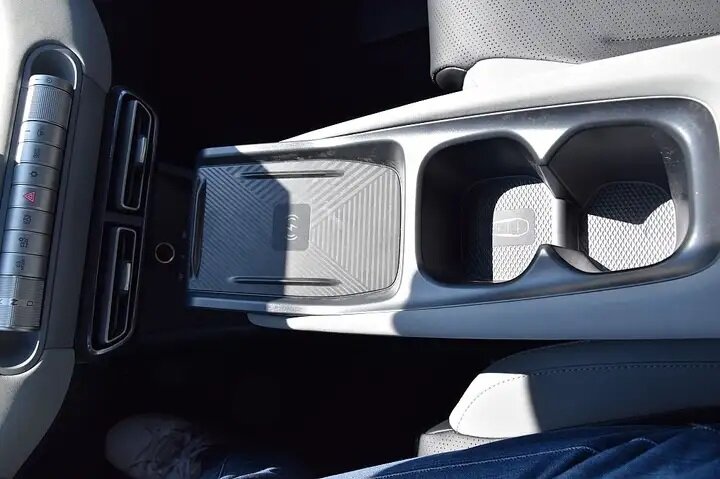 BYD Dolphin Surf Comfort, Elektro, Neuwagen, Automatik - 6