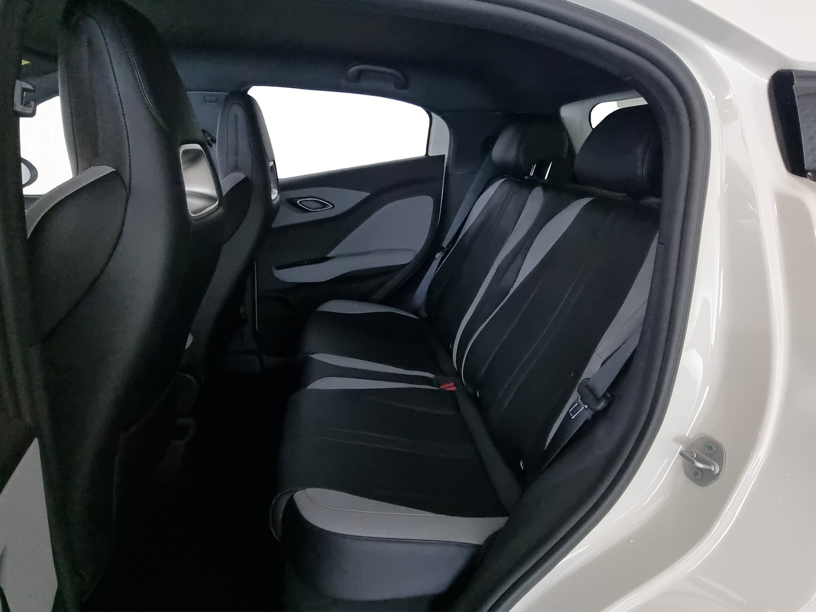 BYD Dolphin Surf 43 kWh Boost, Elektro, Automatik - 7