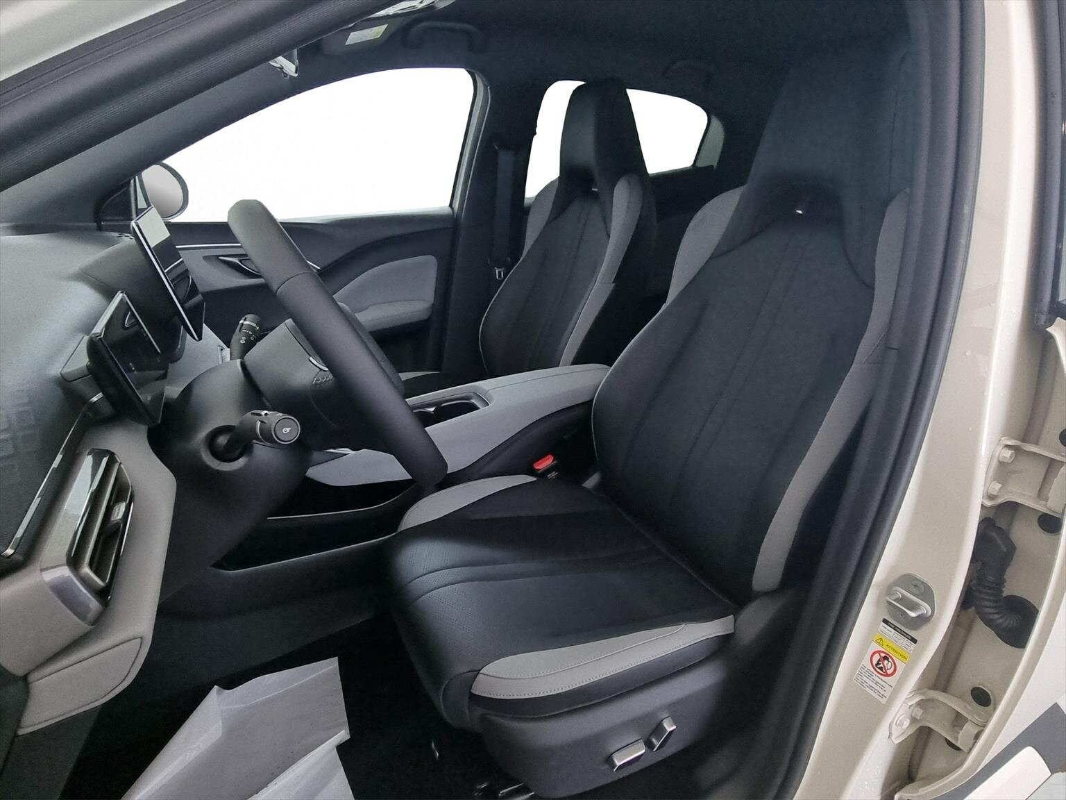 BYD Dolphin Surf 43kWh Comfort, Elektro, Neues Fahrzeug mit Tageszulassung, Automatik - 6