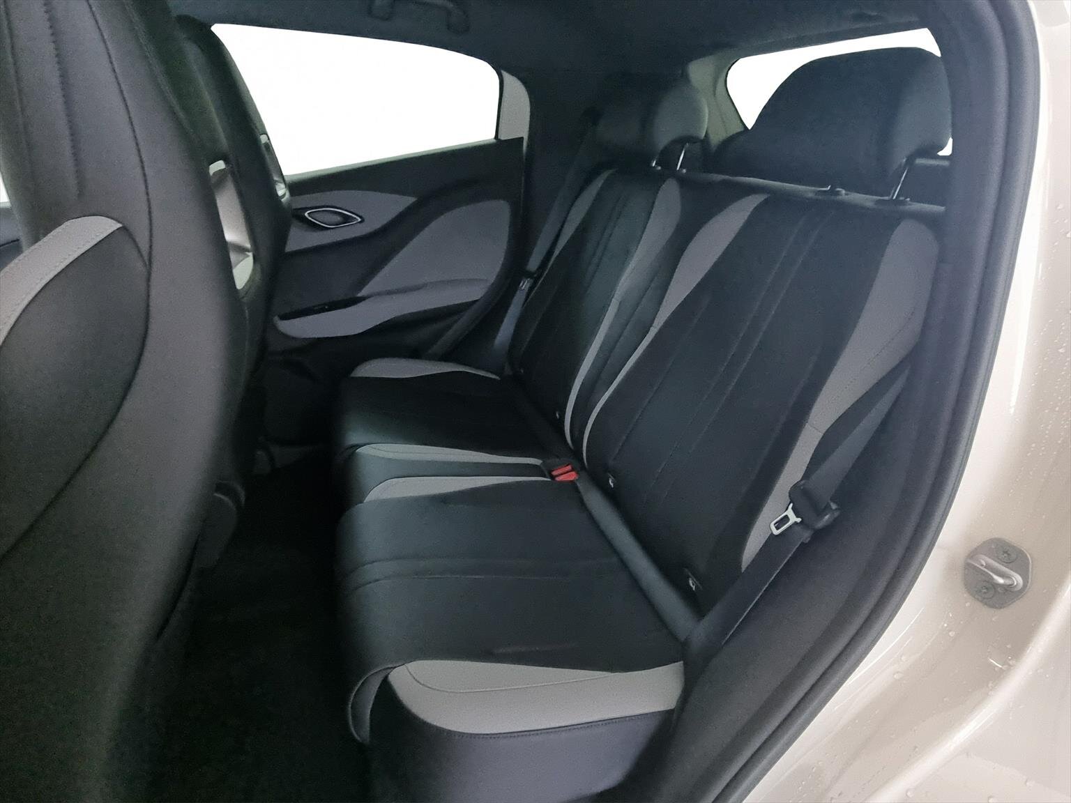 BYD Dolphin Surf 43kWh Comfort, Elektro, Neues Fahrzeug mit Tageszulassung, Automatik - 7