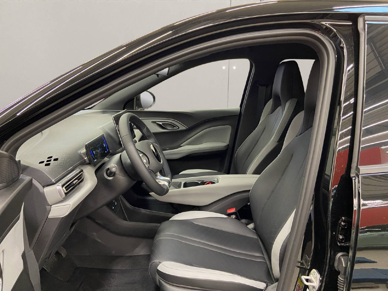BYD Dolphin Surf Comfort CH FAHRZEUG, Elektro, Neuwagen, Automatik - 5