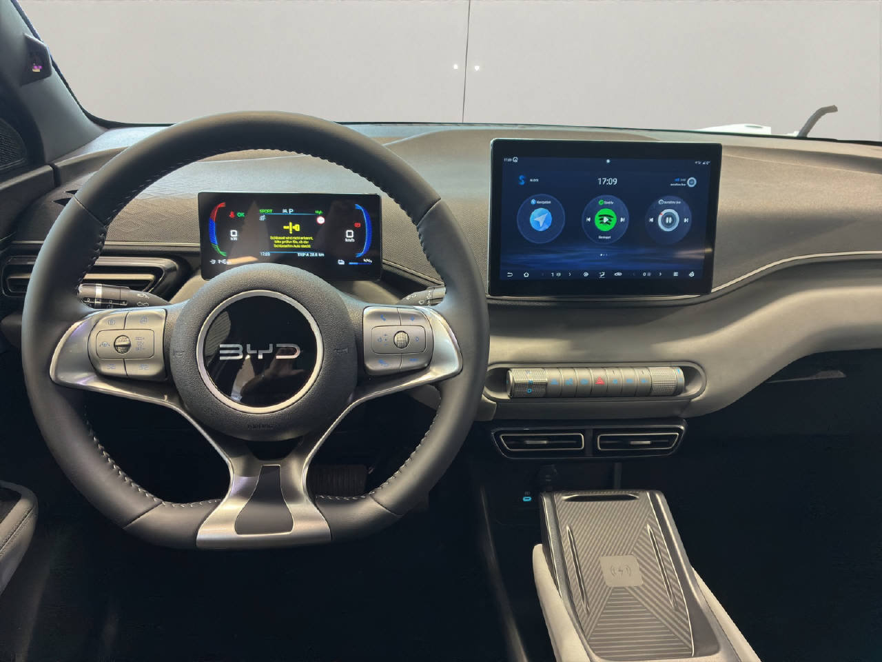 BYD Dolphin Surf Comfort, Electric, New car, Automatic - 5