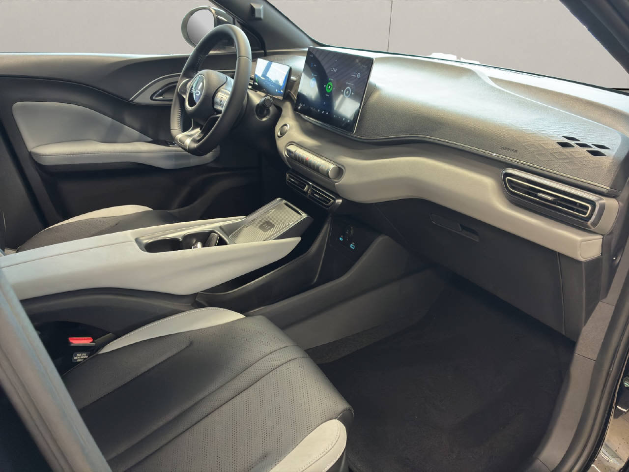 BYD Dolphin Surf Comfort, Electric, New car, Automatic - 6