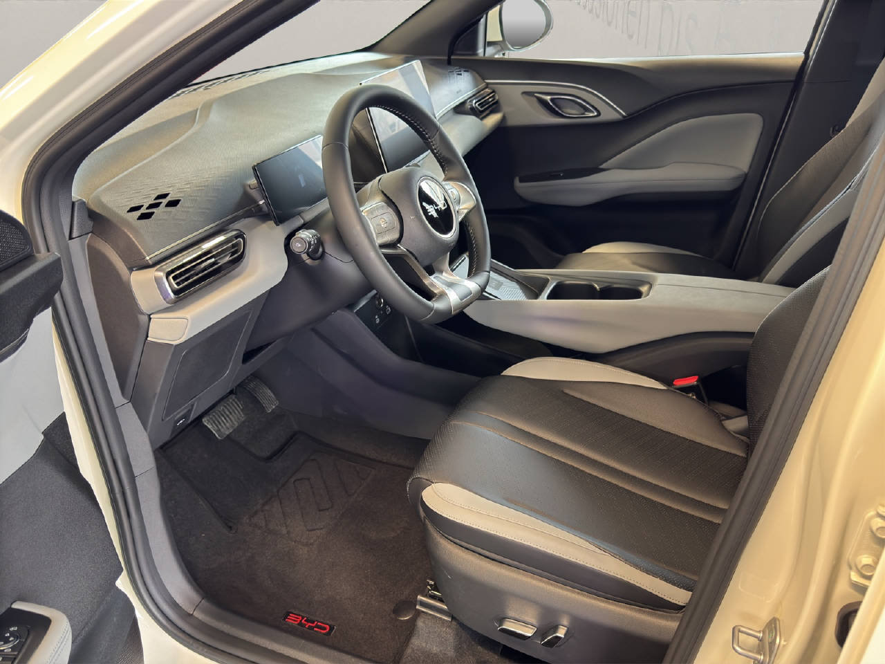 BYD Dolphin Surf Comfort, Électrique, Voiture nouvelle, Automatique - 4