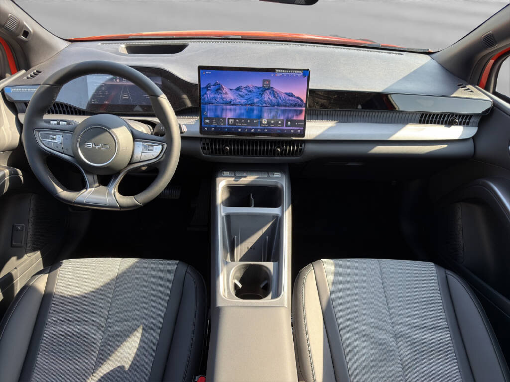 BYD Dolphin G DM-i Comfort, Plug-in-Hybrid Benzin/Elektro, Vorführwagen, Automatik - 5