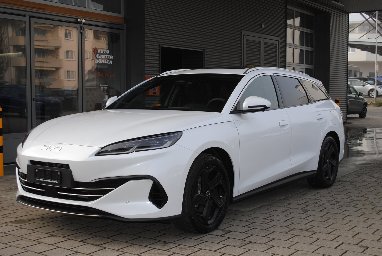 BYD Seal 6 DM-i Touring Comfort Lite, Plug-in-Hybrid Benzin/Elektro, Neuwagen, Automat