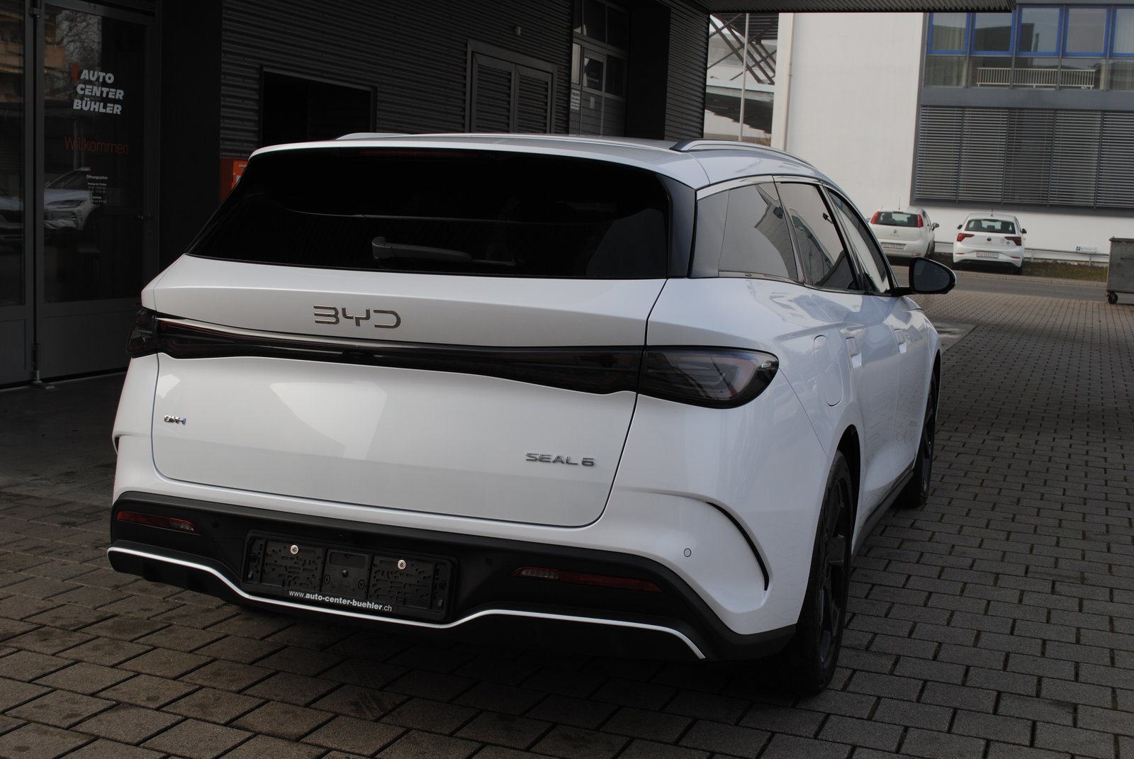 BYD Seal 6 DM-i Touring Comfort Lite, Plug-in-Hybrid Benzin/Elektro, Neuwagen, Automat - 7