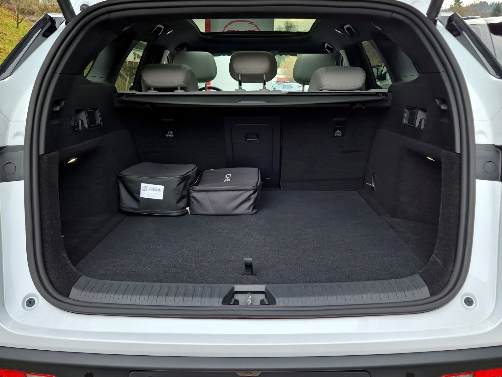 BYD Seal 6 DM-i Touring Comfort, Hybride Rechargeable Essence/Électricité, Voiture nouvelle, Automatique - 6