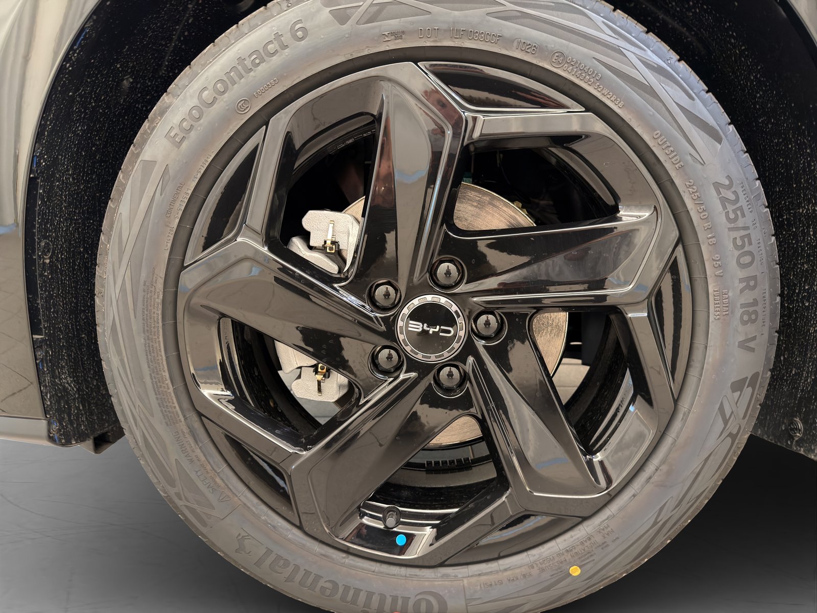 BYD Seal 6 DM-i Touring Comfort, Plug-in-Hybrid Benzin/Elektro, Neuwagen, Automatik - 6