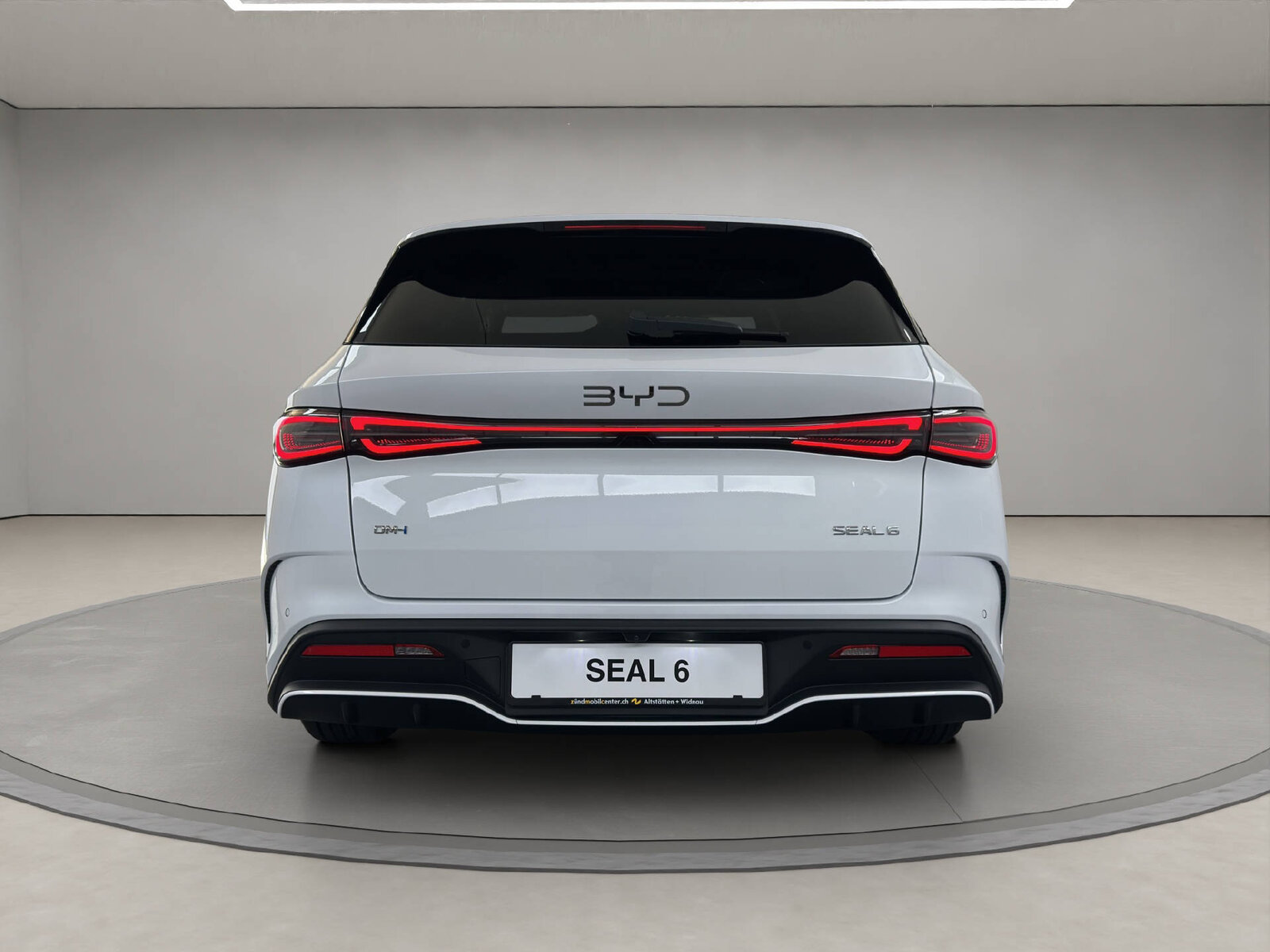 BYD Seal 6 DM-i Touring Comfort 212 PS, Plug-in-Hybrid Petrol/Electric, New car, Automatic - 4