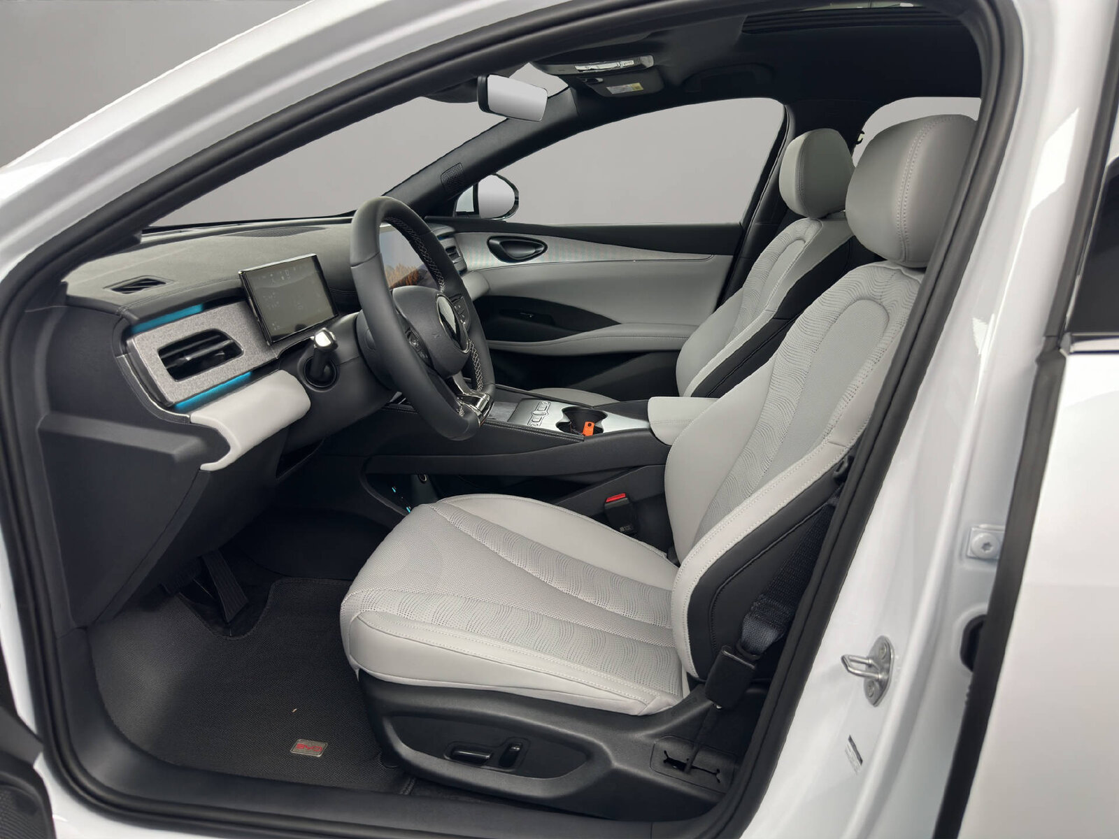 BYD Seal 6 DM-i Touring Comfort 212 PS, Plug-in-Hybrid Petrol/Electric, New car, Automatic - 6