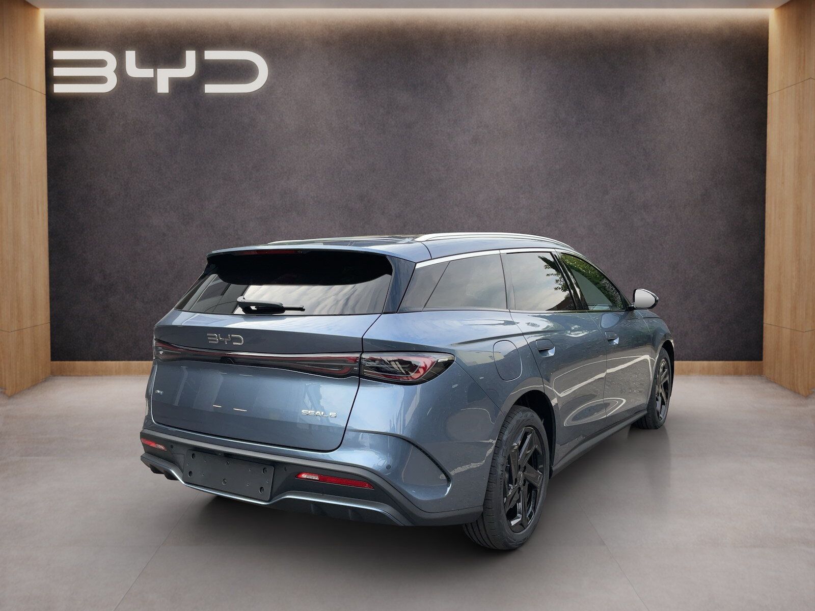 BYD Seal 6 DM-i Touring Comfort, Plug-in-Hybrid Benzin/Elektro, Neuwagen, Automatik - 6