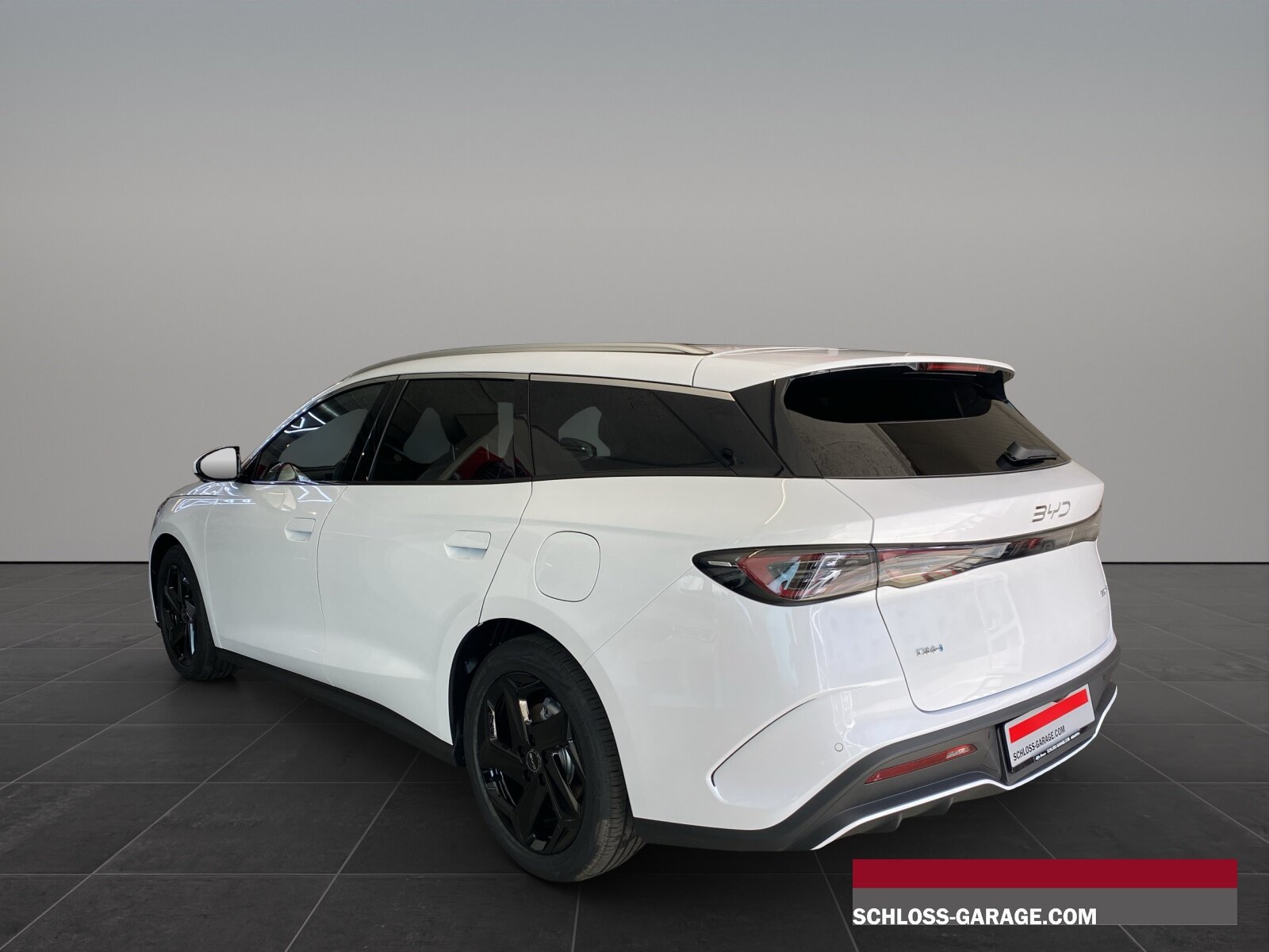 BYD Seal 6 DM-i Touring Comfort, Plug-in-Hybrid Petrol/Electric, New car, Automatic - 4