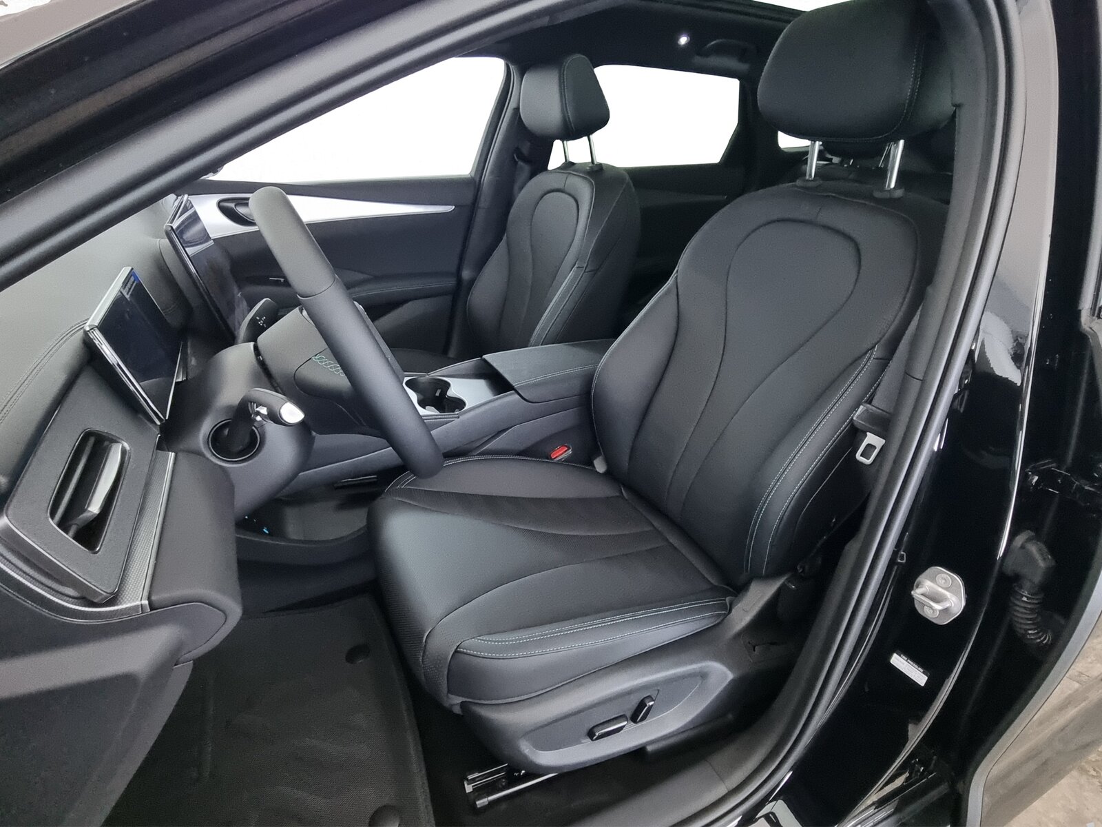 BYD Seal 6 DM-i Touring Comfort, Plug-in-Hybrid Benzina/Elettrica, Auto nuove, Automatico - 6