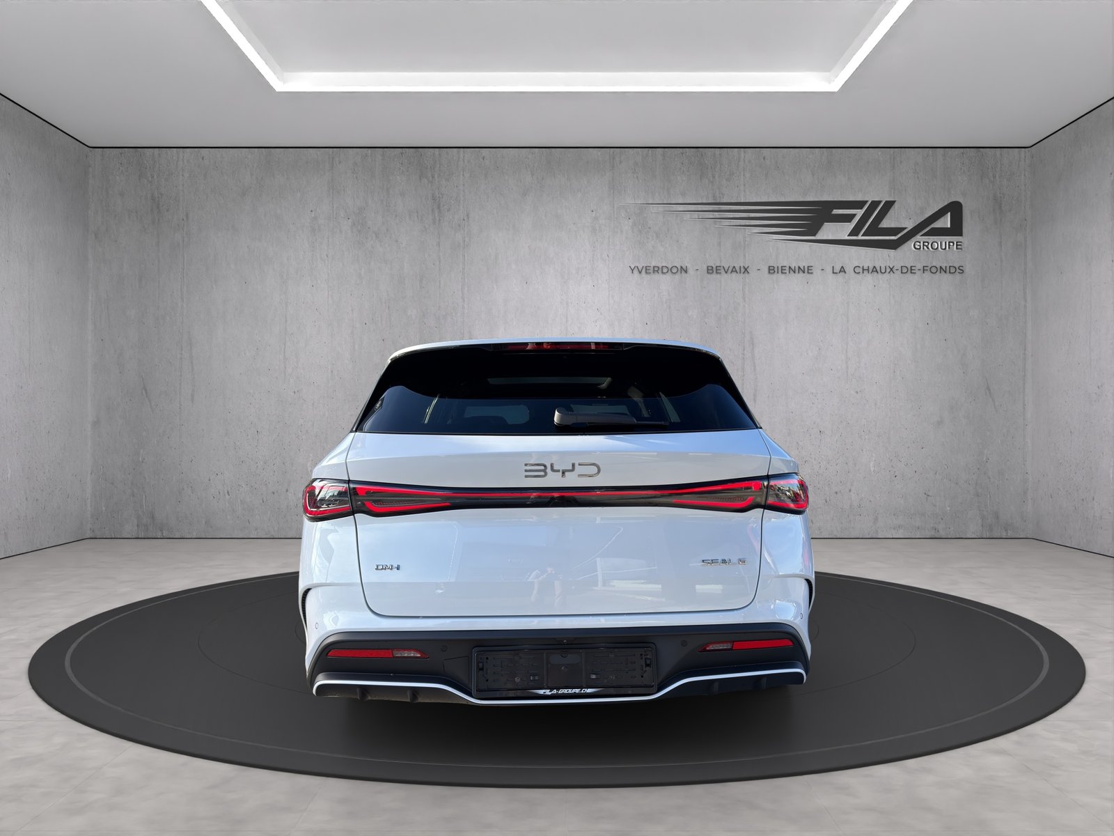 BYD Seal 6 DM-i Comfort Lite, Plug-in-Hybrid Petrol/Electric, Ex-demonstrator, Automatic - 5