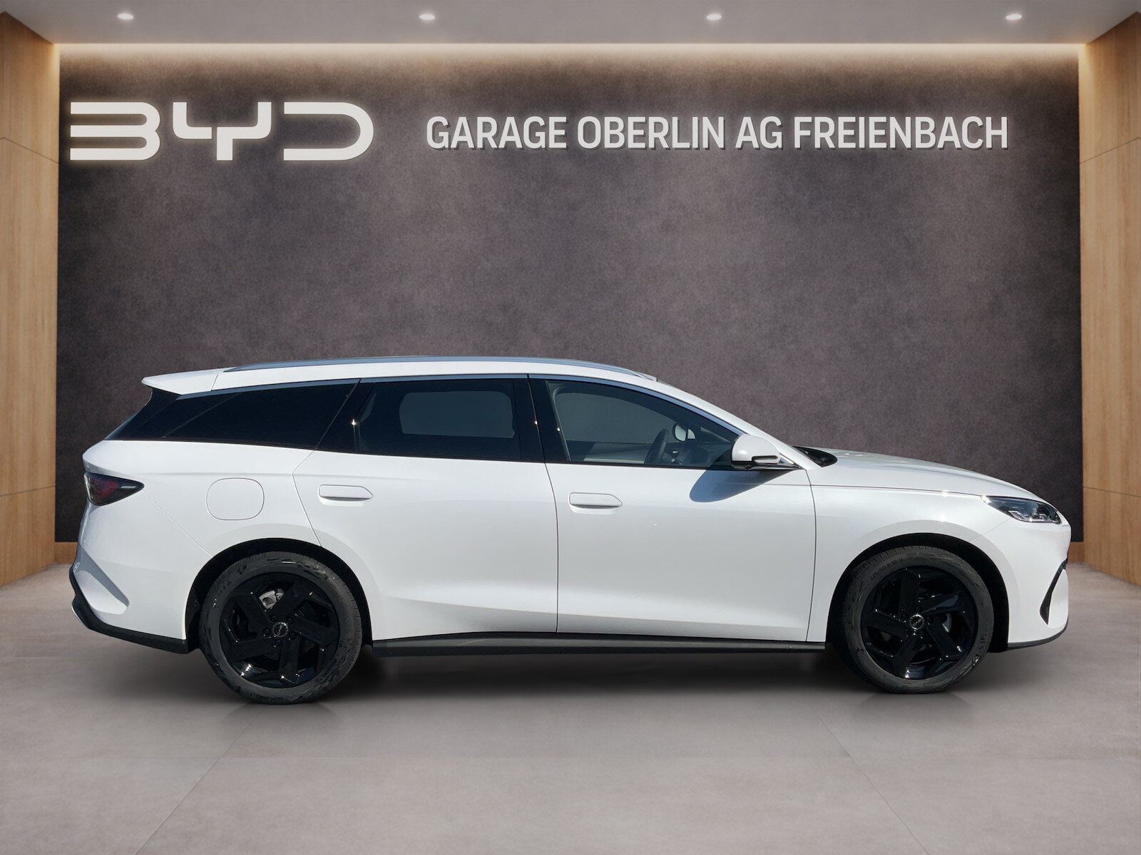 BYD Seal 6 DM-i Touring Comfort Lite, Plug-in-Hybrid Petrol/Electric, Ex-demonstrator, Automatic - 6