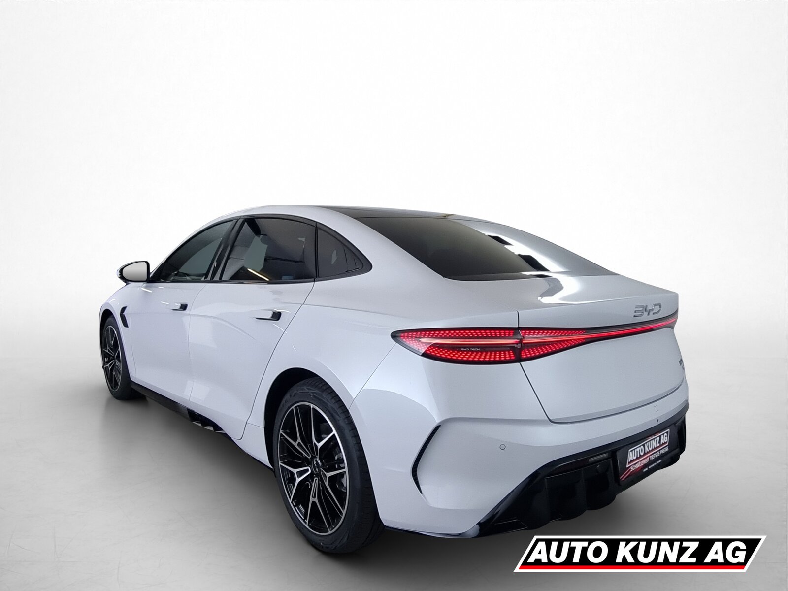 BYD Seal 82,2 kWh Excellence AWD, Elettrica, Auto a km zero, Automatico - 4
