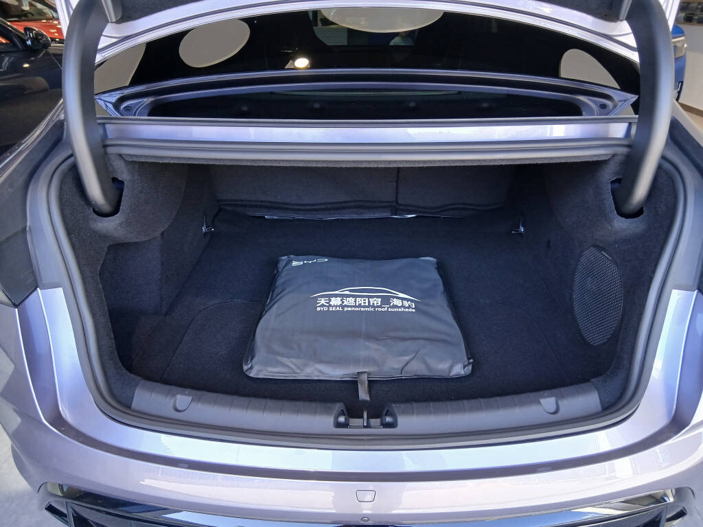 BYD Seal Excellence AWD, Elektro, Neuwagen, Automatik - 7