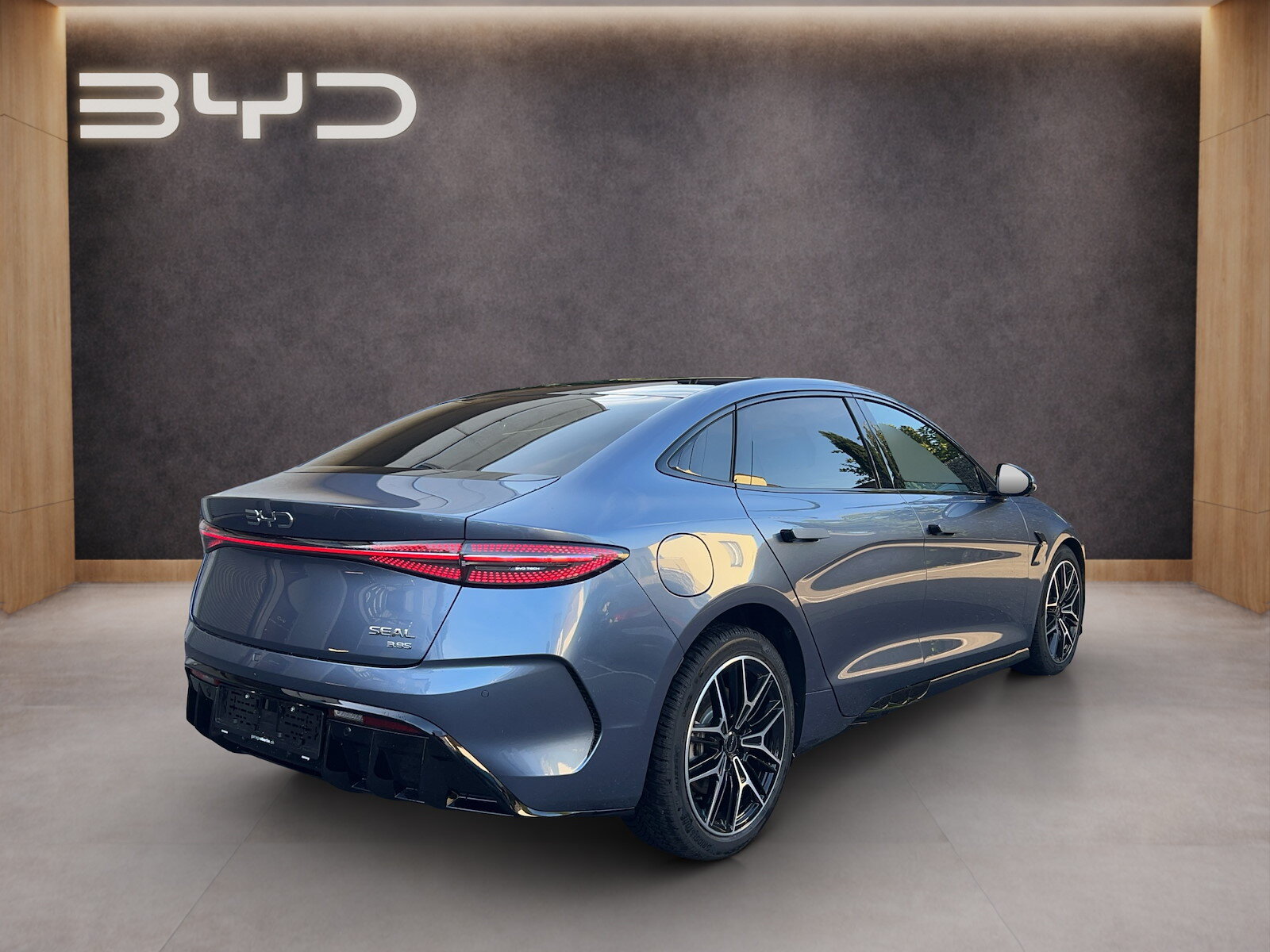 BYD Seal Excellence AWD, Electric, Ex-demonstrator, Automatic - 5