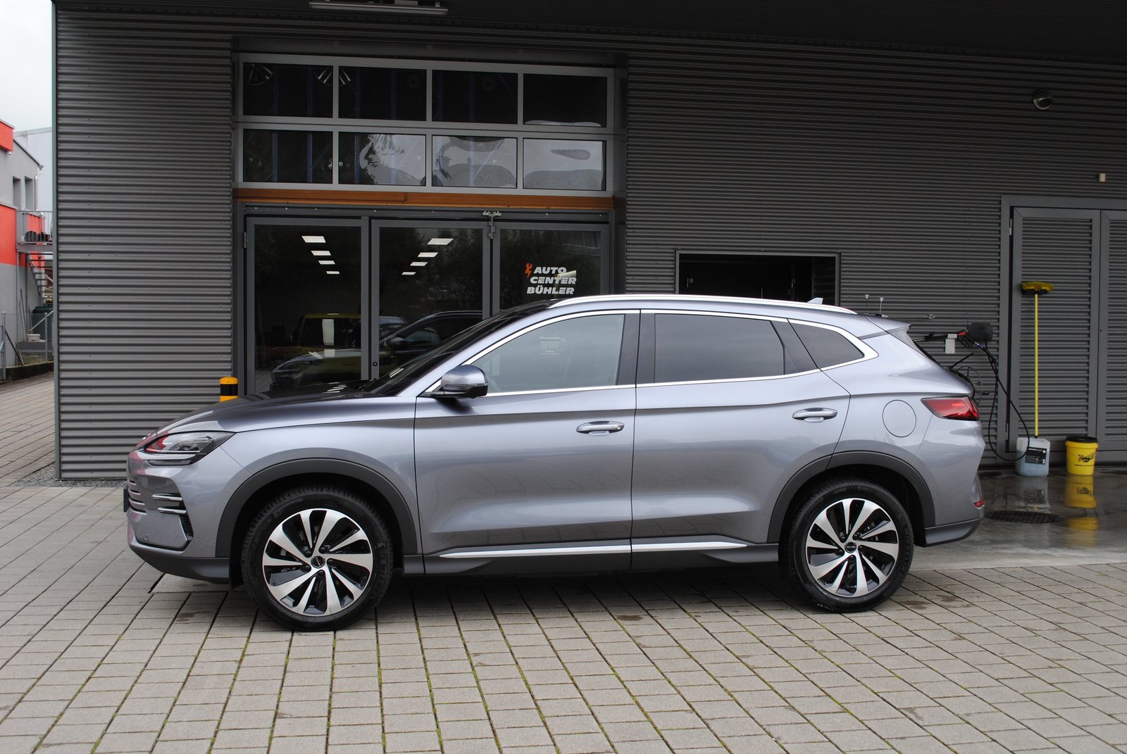 BYD Seal U DM-i Design AWD, Plug-in-Hybrid Benzin/Elektro, Neuwagen, Automat - 4