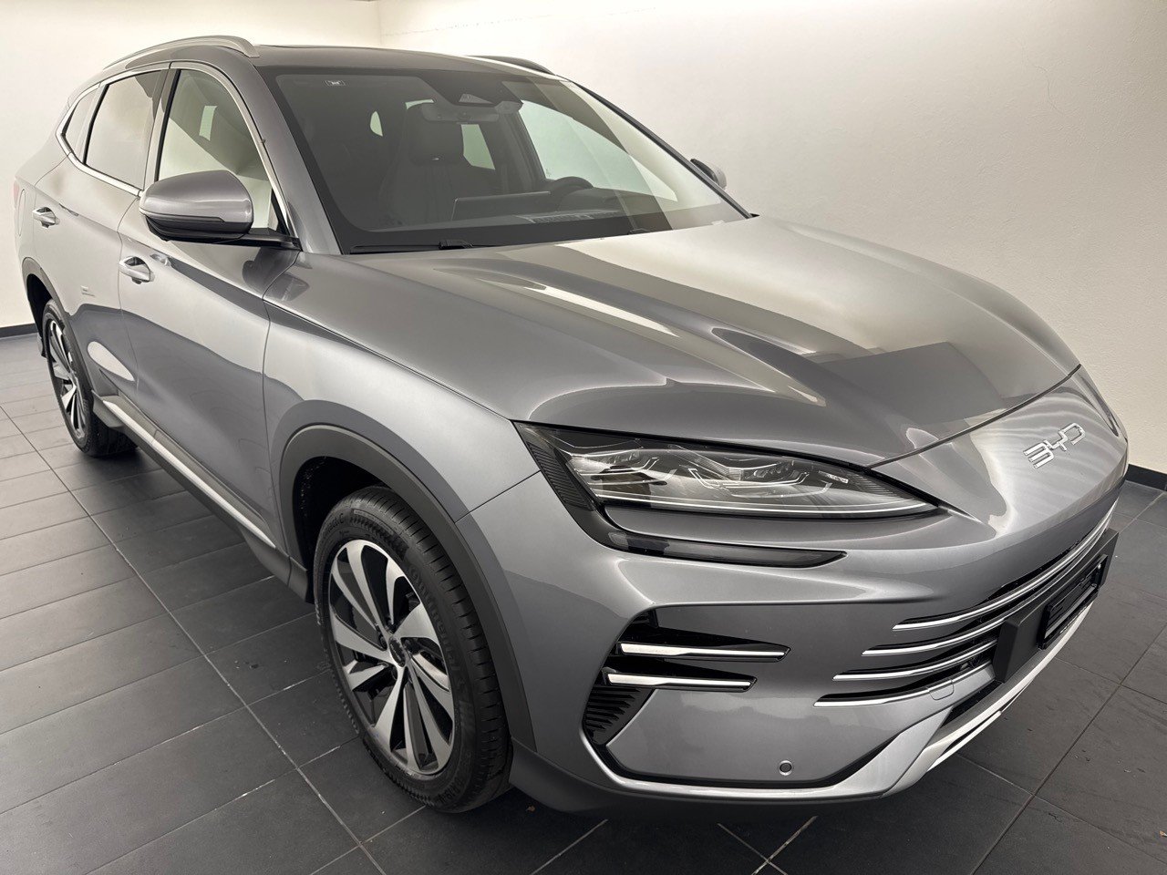 BYD Seal U DM-i Comfort, Plug-in-Hybrid Petrol/Electric, New car, Automatic - 4