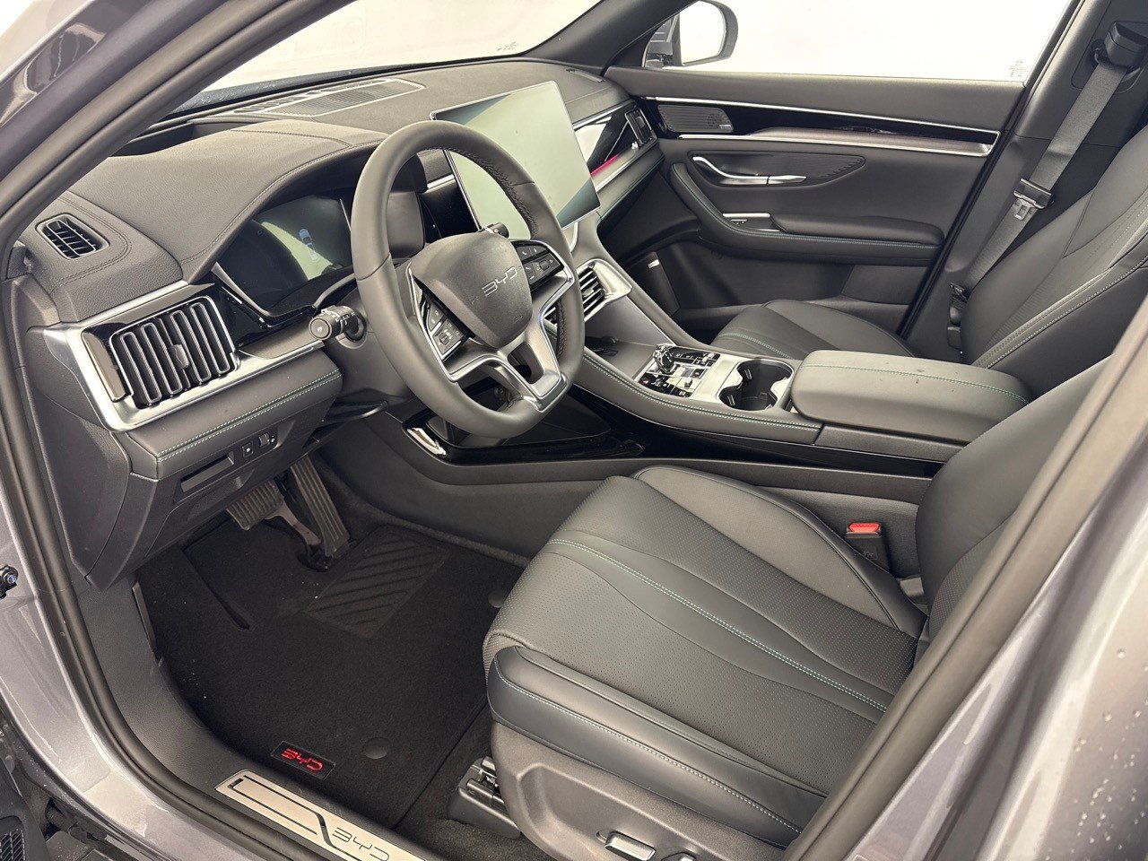 BYD Seal U DM-i Comfort, Plug-in-Hybrid Petrol/Electric, New car, Automatic - 5