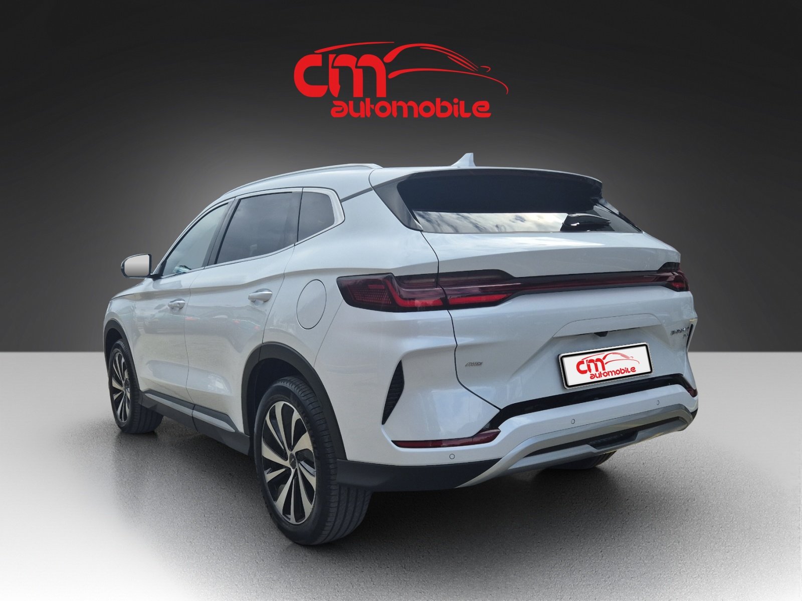BYD Seal U DM-i Design AWD, Plug-in-Hybrid Benzin/Elektro, Neuwagen, Automat - 2