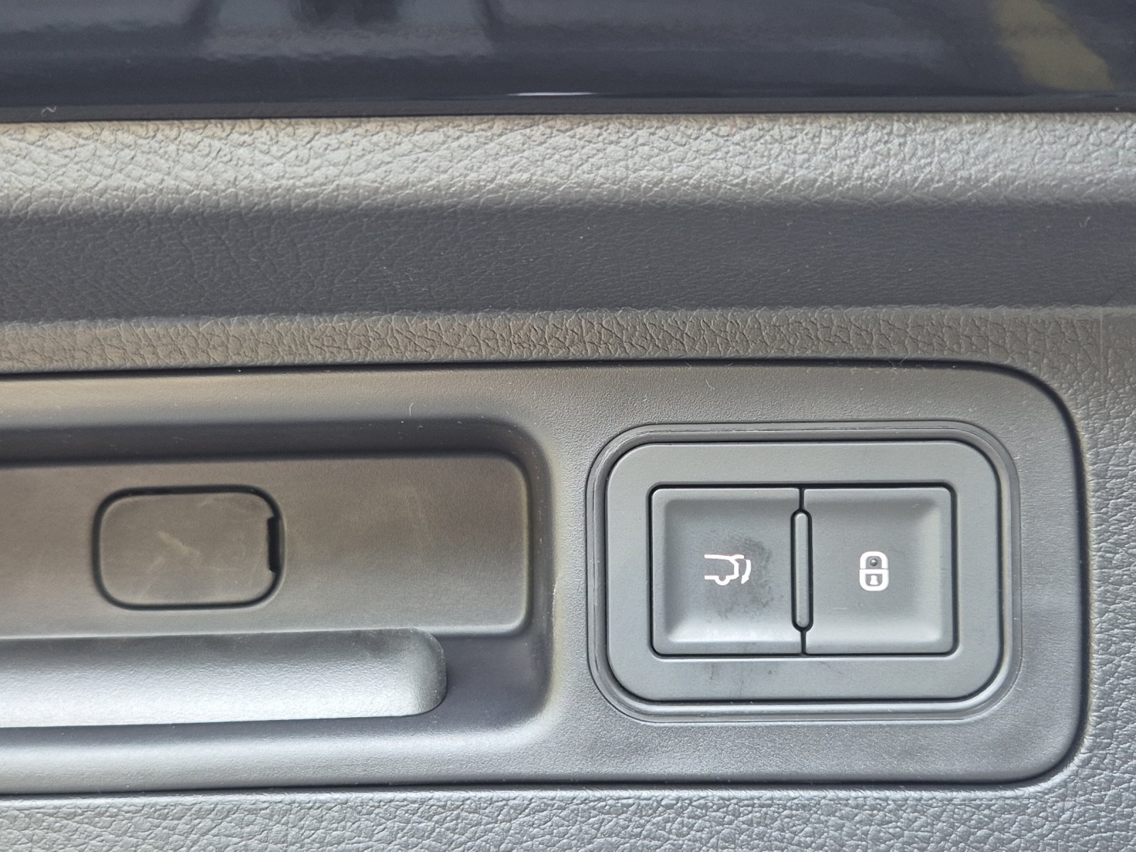 BYD Seal U DM-i Design AWD, Plug-in-Hybrid Benzin/Elektro, Neuwagen, Automatik - 5
