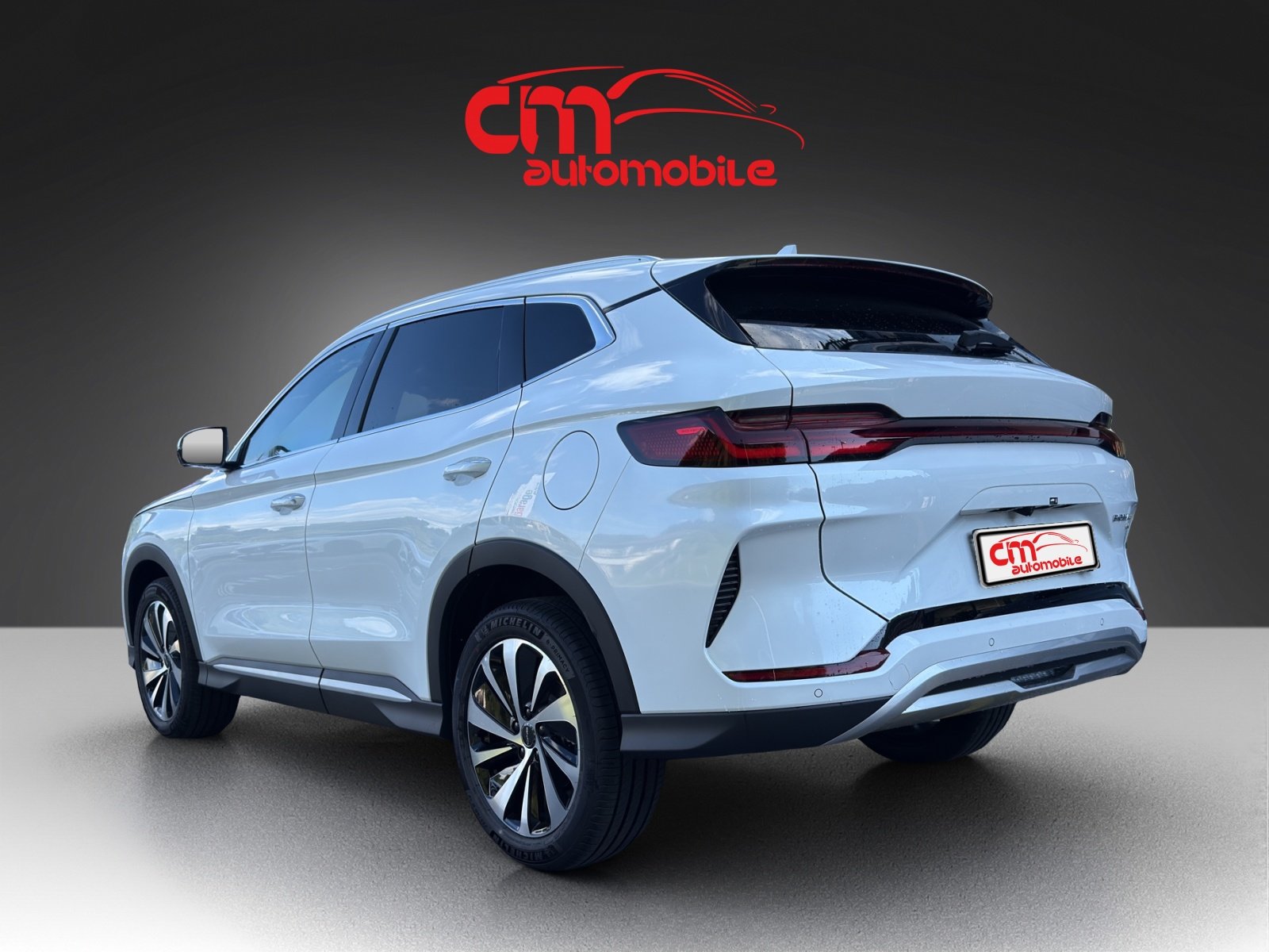 BYD Seal U DM-i Comfort, Plug-in-Hybrid Benzina/Elettrica, Auto nuove, Automatico - 2