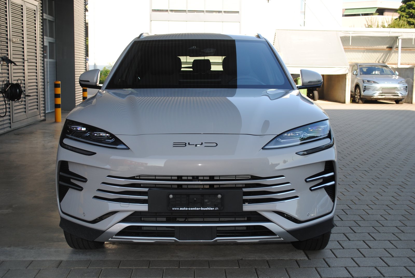 BYD Seal U DM-i Design AWD, Plug-in-Hybrid Petrol/Electric, New car, Automatic - 2