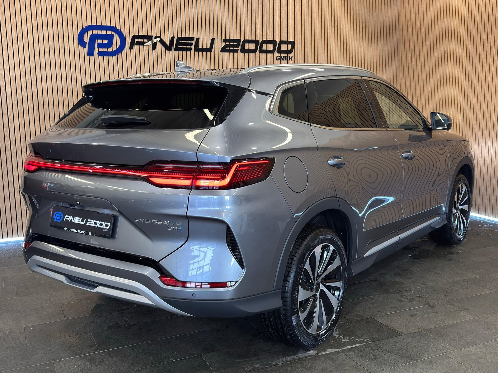 BYD Seal U DM-i Design AWD, Hybride Rechargeable Essence/Électricité, Voiture nouvelle, Automatique - 4