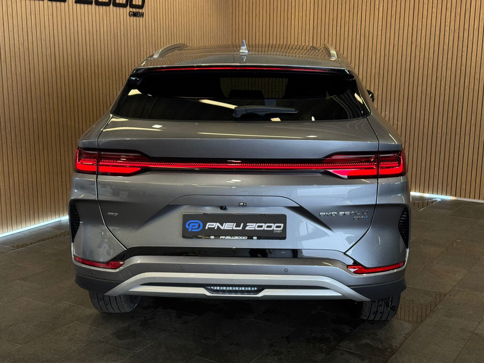 BYD Seal U DM-i Design AWD, Plug-in-Hybrid Petrol/Electric, New car, Automatic - 4