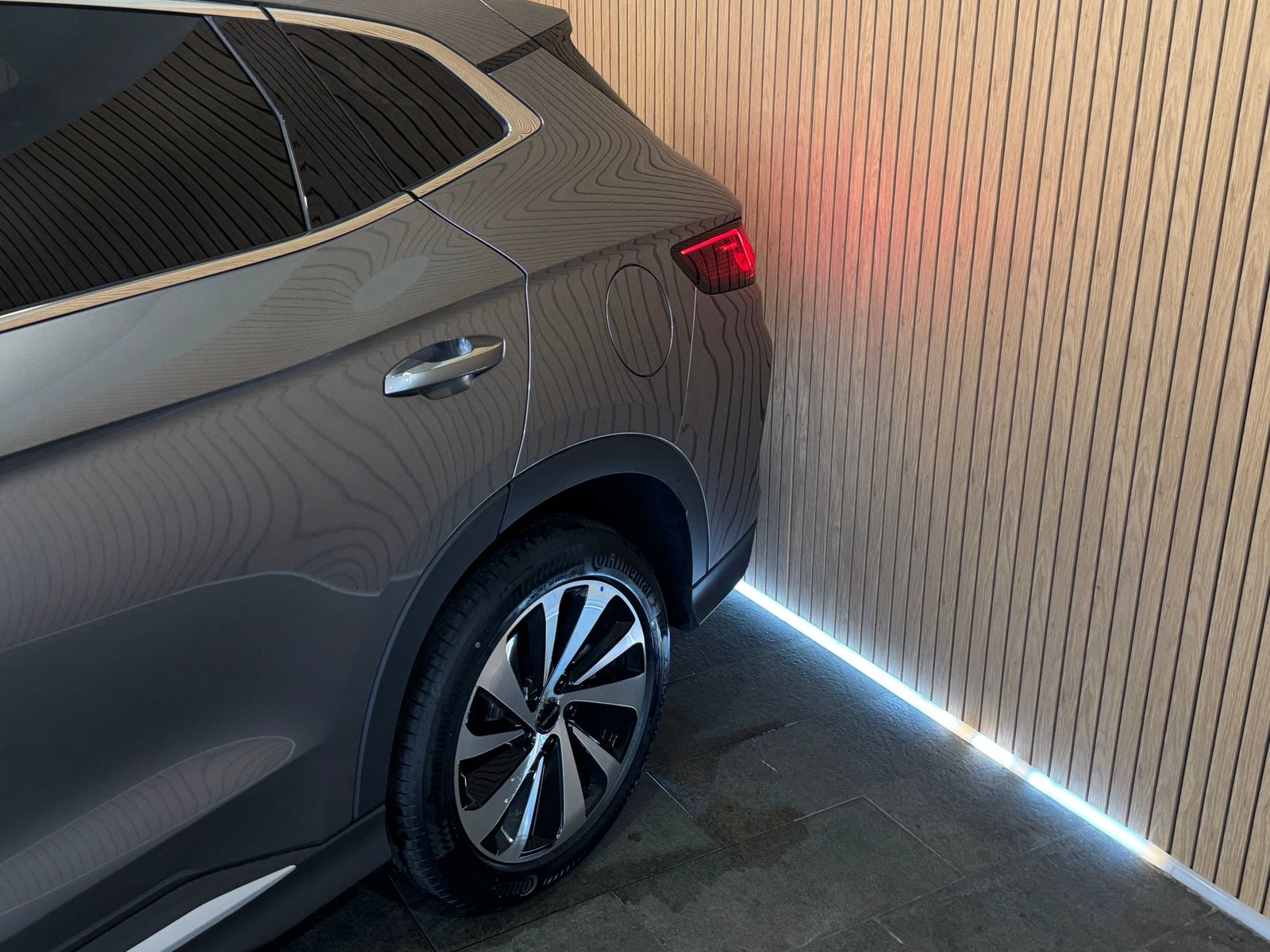 BYD Seal U DM-i Design AWD, Hybride Rechargeable Essence/Électricité, Voiture nouvelle, Automatique - 6