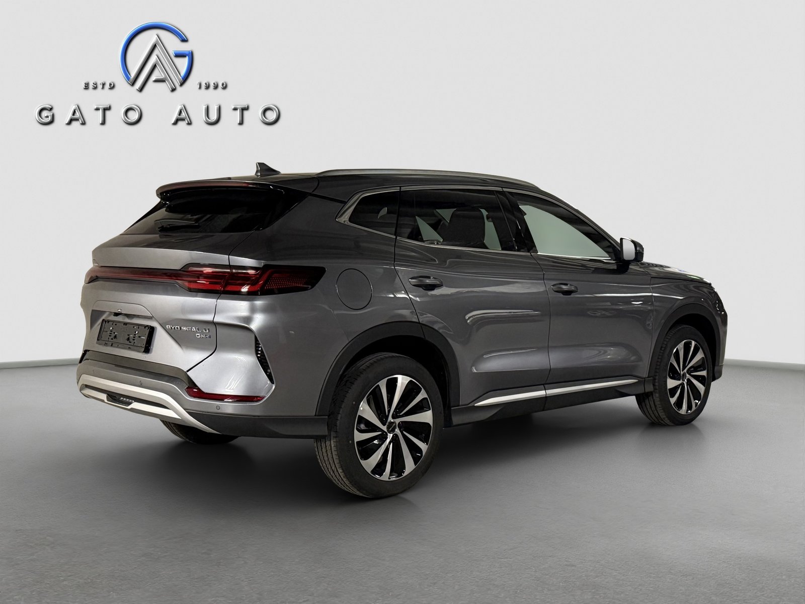 BYD Seal U DM-i Design AWD, Plug-in-Hybrid Petrol/Electric, New car, Automatic - 3