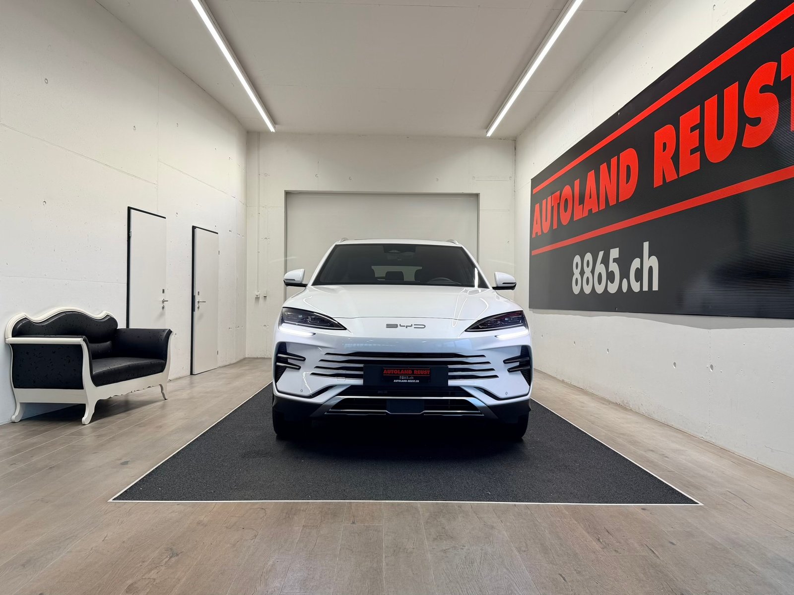 BYD Seal U DM-i Design AWD, Plug-in-Hybrid Benzin/Elektro, Neuwagen, Automatik - 2