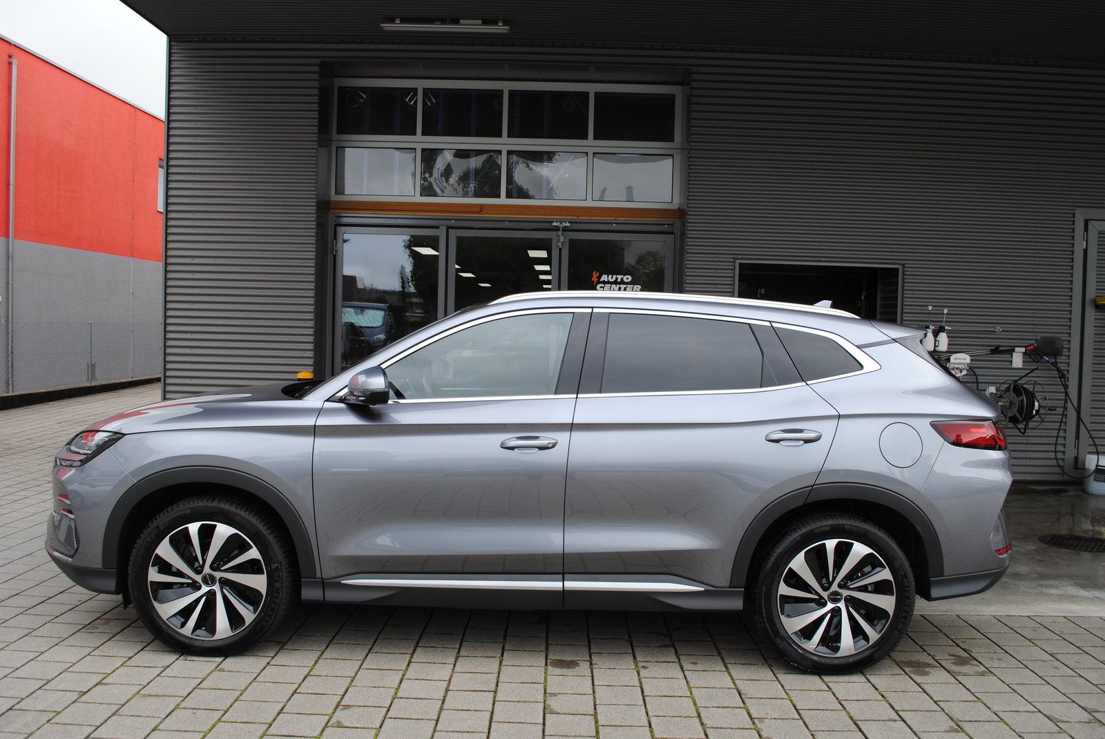 BYD Seal U DM-i Comfort, Plug-in-Hybrid Benzina/Elettrica, Auto nuove, Automatico - 5